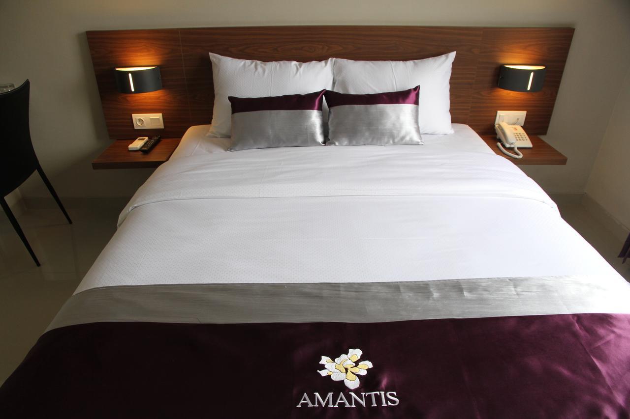 Amantis Hotel Demak Habitación foto